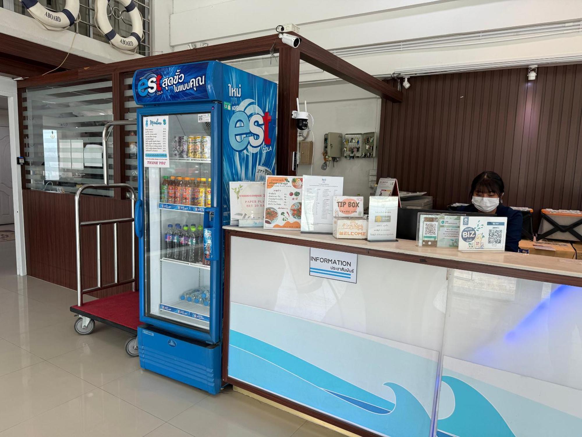 Bed By Cruise Hotel At Samakkhi-Tivanont Nonthaburi Exterior photo